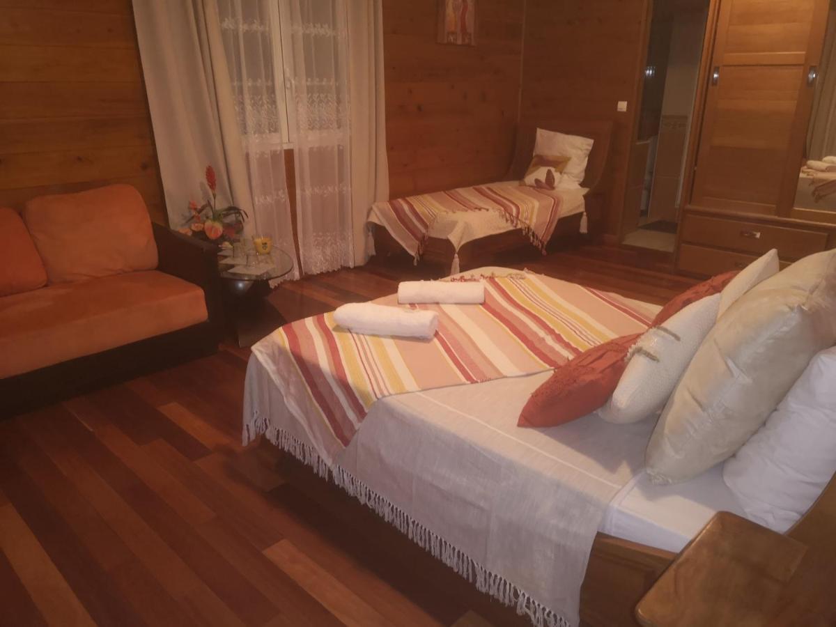 Le Papangue Bed and Breakfast Salazie Eksteriør billede
